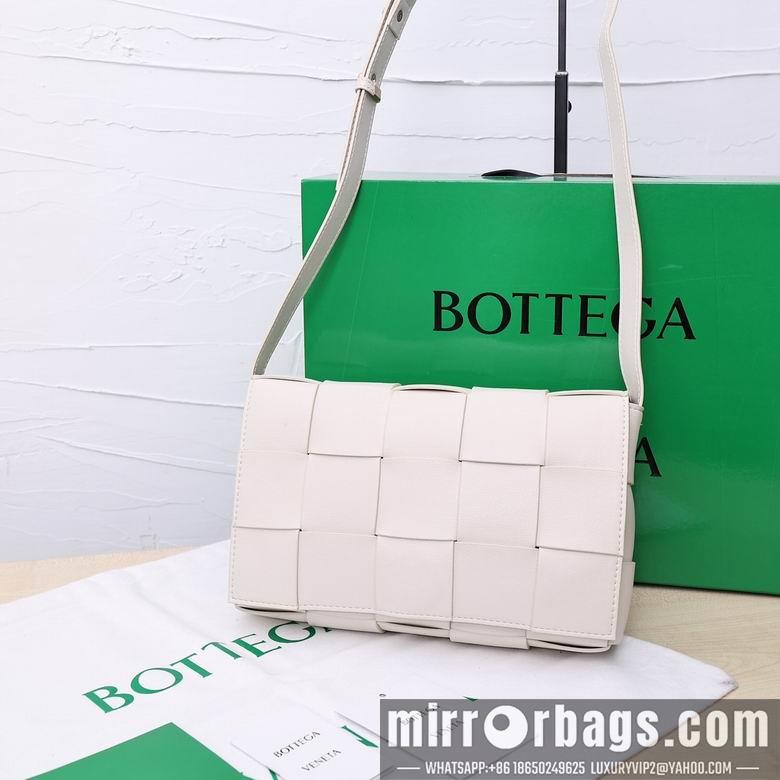 Bottega Veneta Replica Bags Cassette 3030 26X8X18cm XMY 2