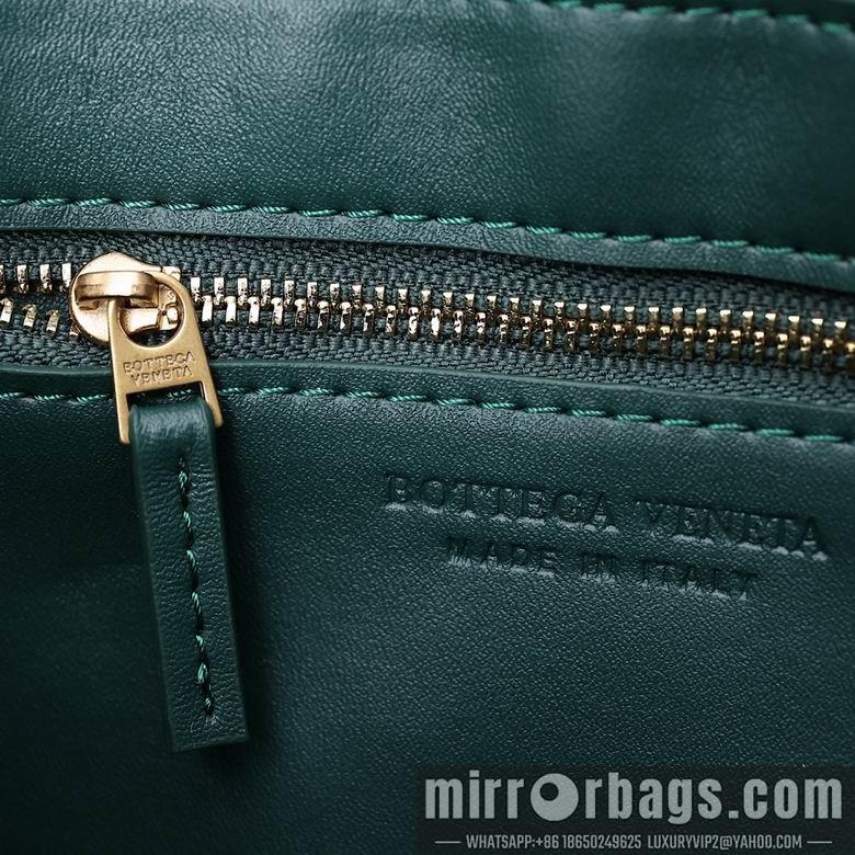 Bottega Veneta Replica Bags Cassette 3030-1 23X15X5.5cm XMY 5