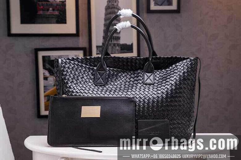 Bottega Veneta Replica Bags AD22153 40X28X17
