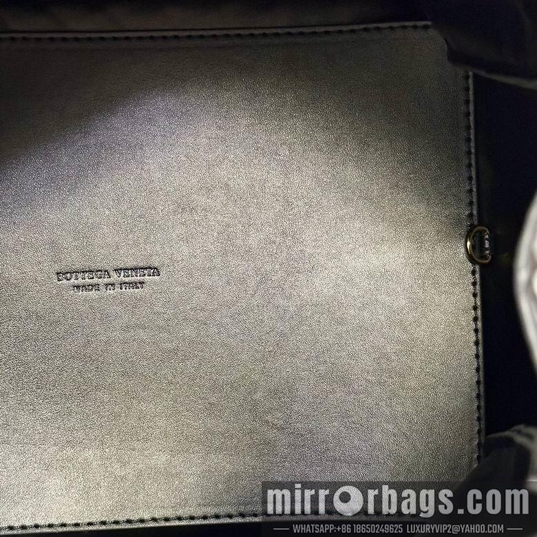 Bottega Veneta Replica Bags Parachute 211-1 26X30X20cm XMY 1