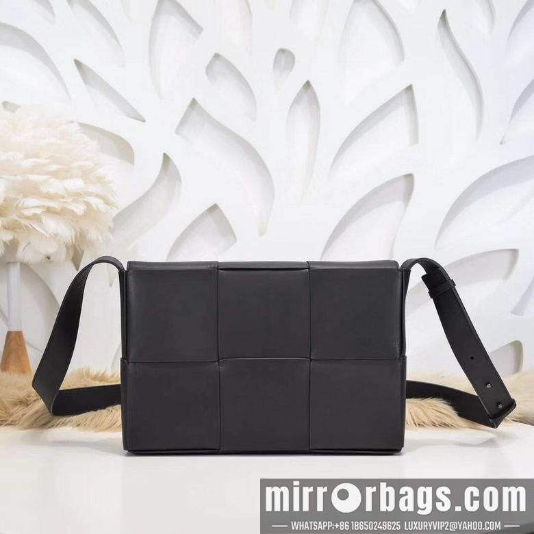 Bottega Veneta Replica Bags 30X20X6cm 103010 WP