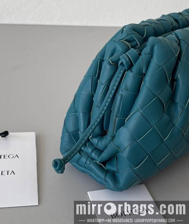 Bottega Veneta Replica Bags pouch 22x12x7cm BG 8