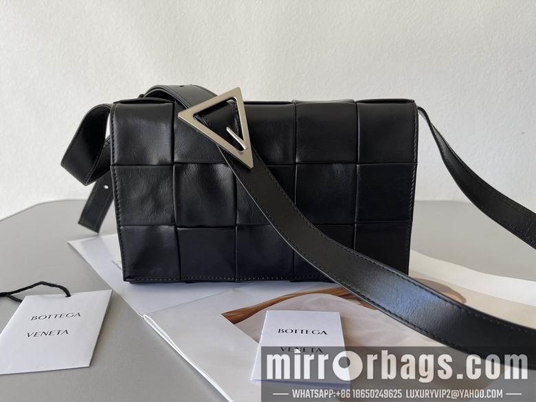 Bottega Veneta Replica Bags 667298 23x15x5cm BG 2
