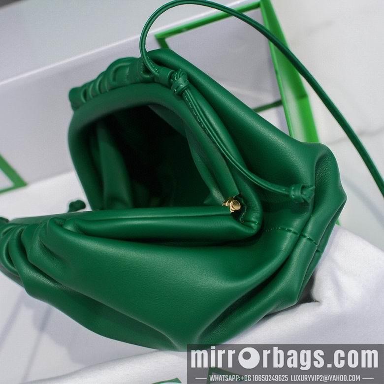 Bottega Veneta Replica Bags Pouch 22x10x6cm DL 8