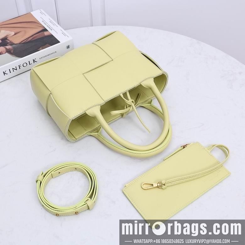 Bottega Veneta Replica Bags 2236 25X16X8cm EL 3