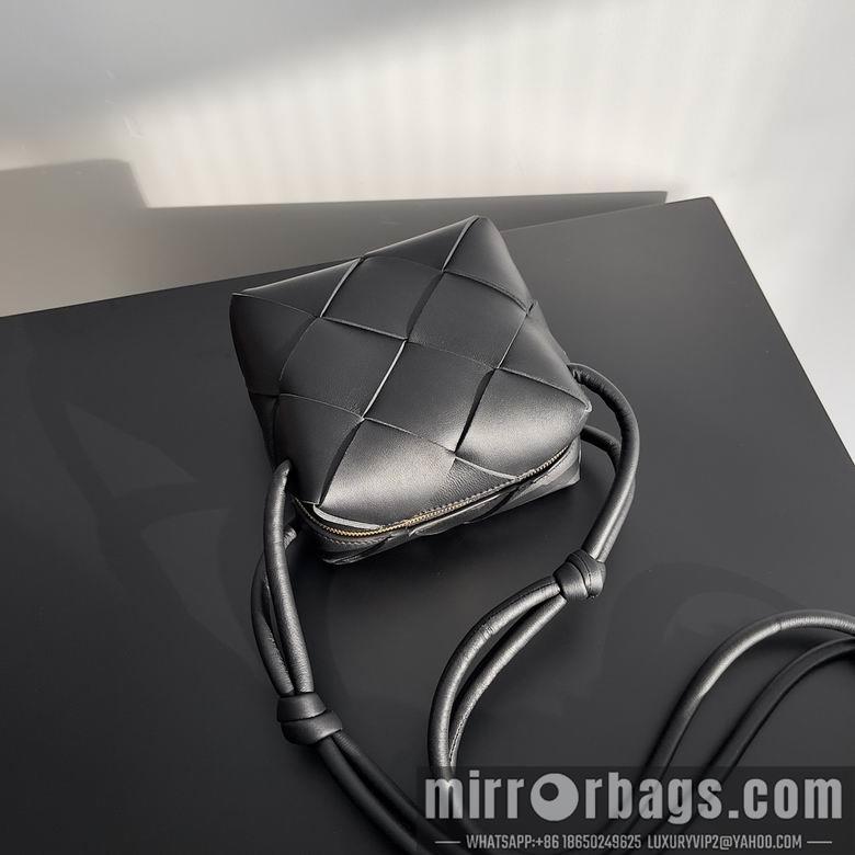 Bottega Veneta Replica Bags 701915 14x14x7cm BG 3