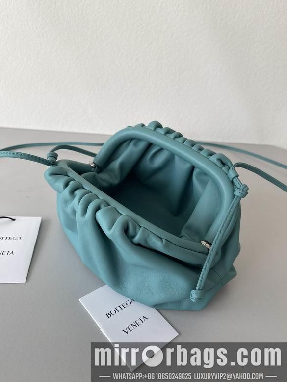 Bottega Veneta Replica Bags Pouch 23x13x5cm BG 20