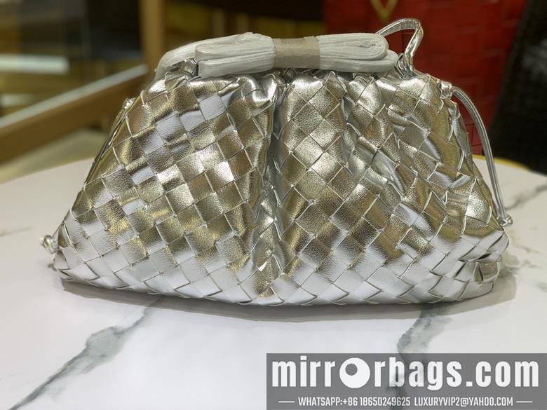 Bottega Veneta Replica Bags The pouch 9918B 32cm JY 2colour