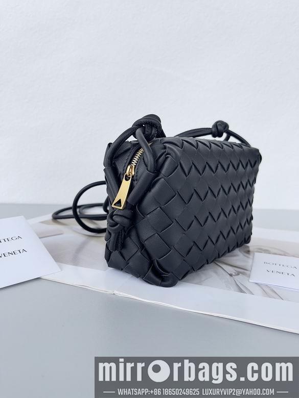 Bottega Veneta Replica Bags Loop 680254 17x10x6cm BG 2