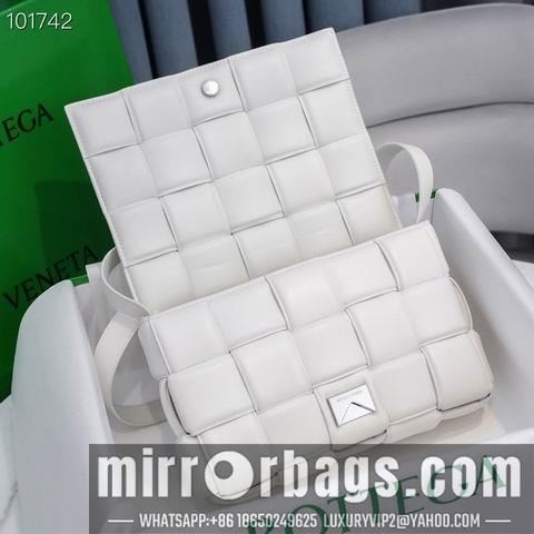 Bottega Veneta Replica Bags 6688 26x18x8 cm dl 22