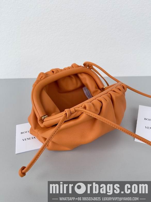 Bottega Veneta Replica Bags Pouch 23x13x5cm BG 26