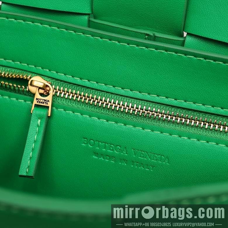 Bottega Veneta Replica Bags Cassette 3030-1 23X15X5.5cm XMY 4