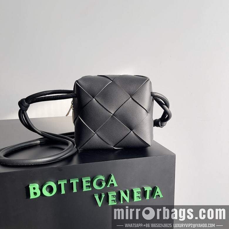 Bottega Veneta Replica Bags 701915 14x14x7cm BG 3