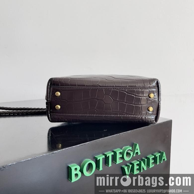 Bottega Veneta Replica Bags Andiamo 777614 22X9X15.5cm BG 2