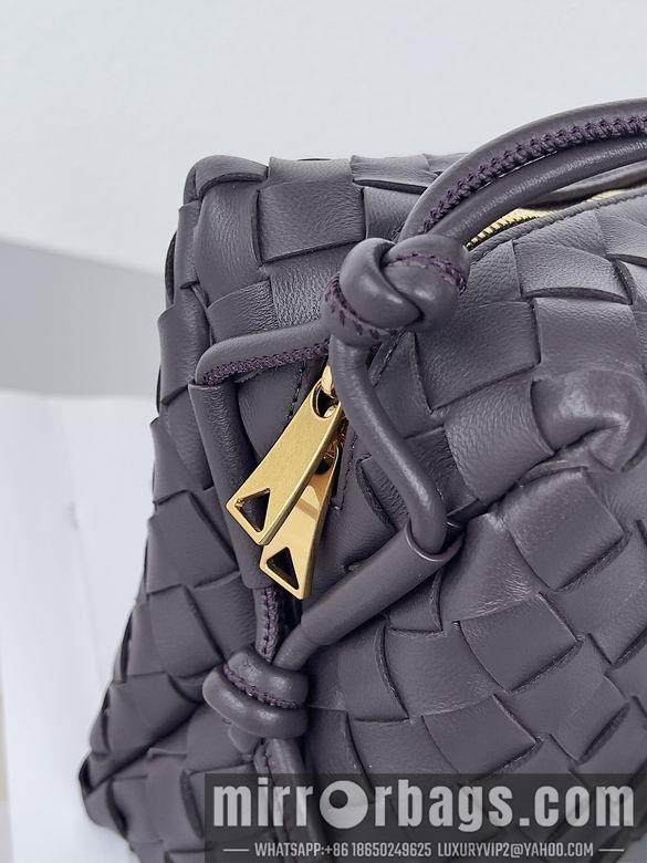 Bottega Veneta Replica Bags 680255  25x15x8cm  BG