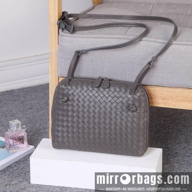 Bottega Veneta Replica Bags 25x19x5 cm dl