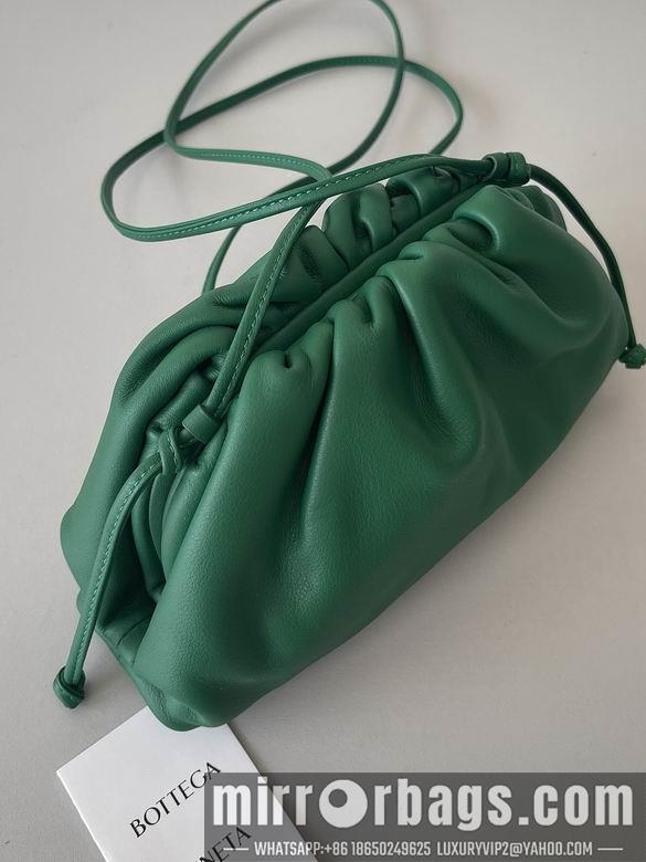 Bottega Veneta Replica Bags Pouch 23x13x5cm BG 5