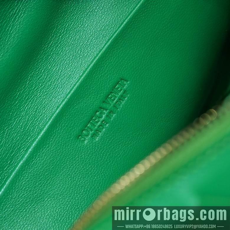 Bottega Veneta Replica Bags 6684 22x15x8cm DL 4