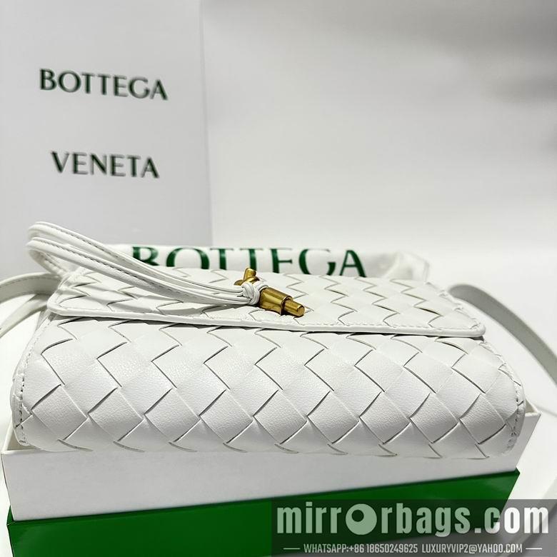 Bottega Veneta Replica Bags Andiamo 6335 13.5X21.5X4.5cm XMY 1