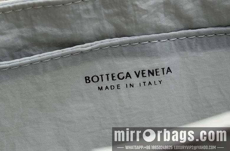 Bottega Veneta Replica Bags 651053 17.5x5x2.5cm BG