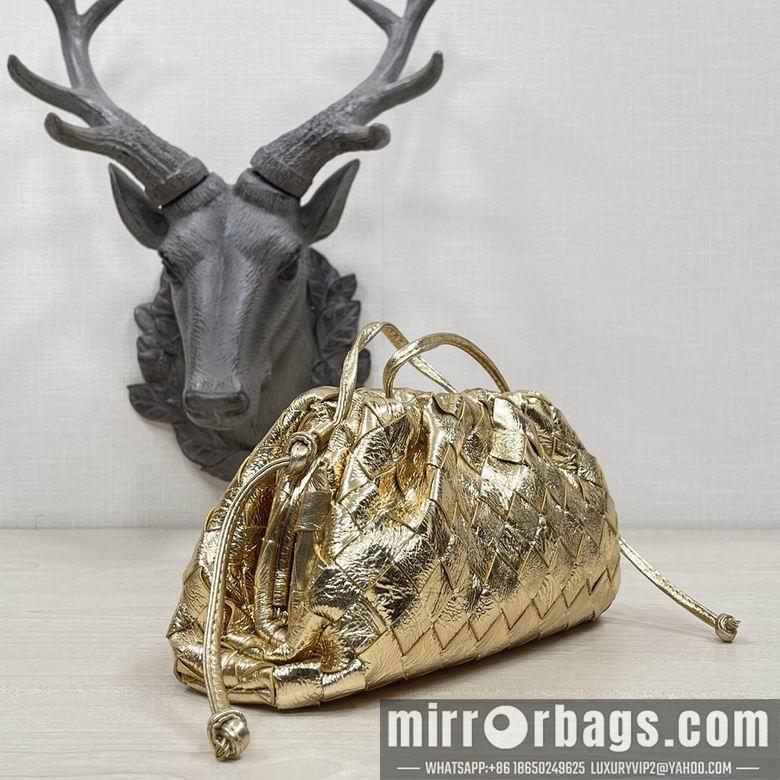 Bottega Veneta Replica Bags BV Pouch DL 2