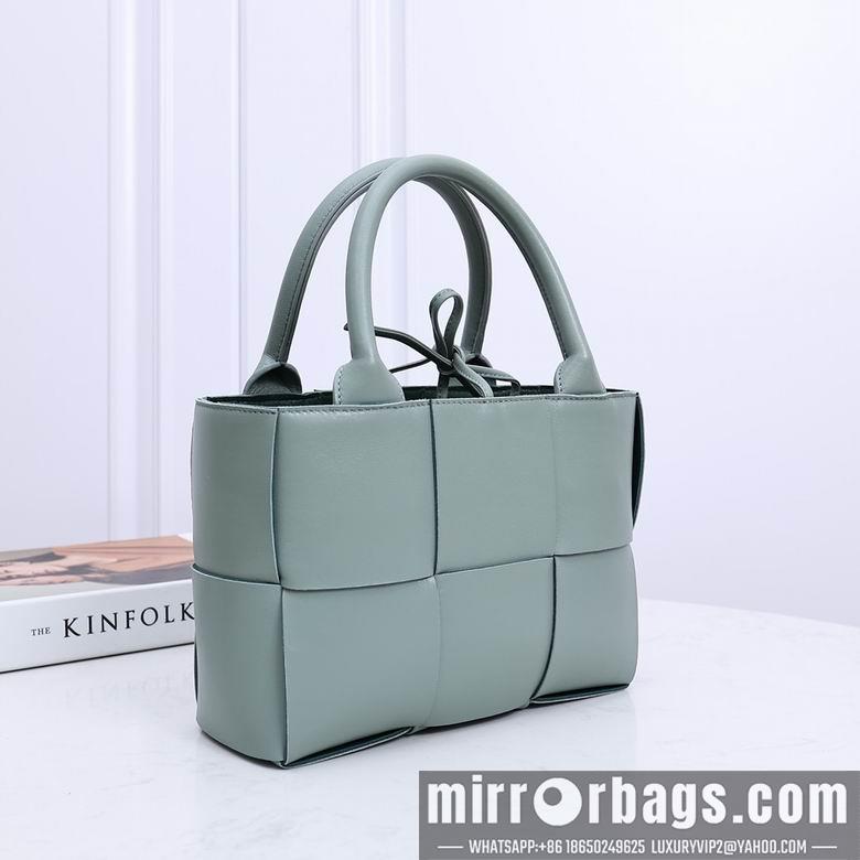 Bottega Veneta Replica Bags 2236 25X16X8cm EL 4