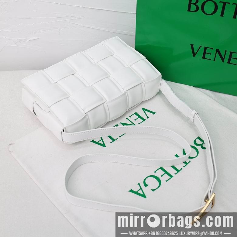 Bottega Veneta Replica Bags 3032 26X8X18cm XMY 11