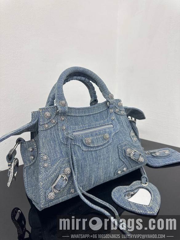 Balenciaga Bags 699 26X17.8X11.4cm GY