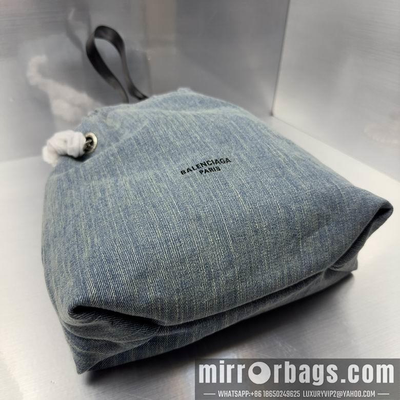 Balenciaga Bags 23.9X25.9X9.9cm 011801 GY