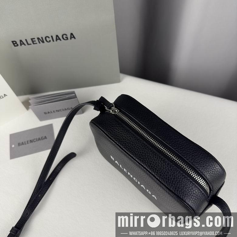 Balenciaga Bags 20cm 060606 GY