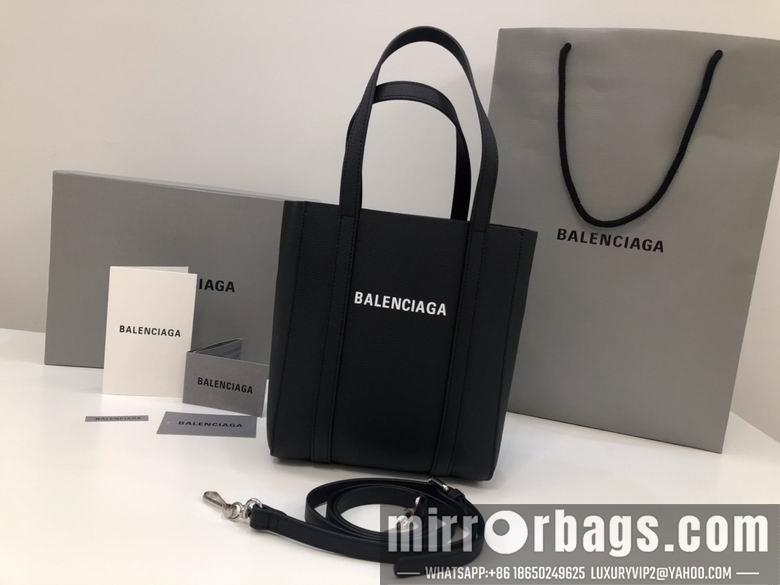 Balenciaga Bags 810630 19x9.5x22cm FY