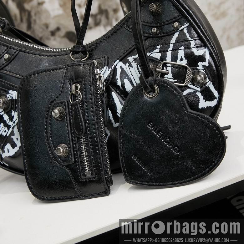 Balenciaga Bags 671308 26X15X6cm XMY