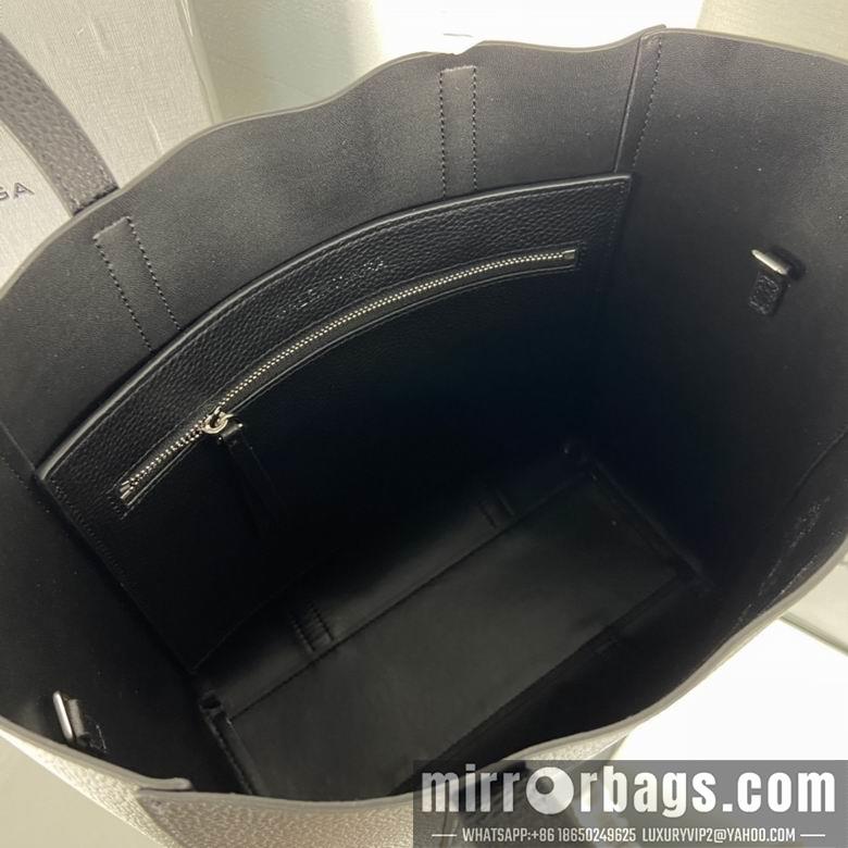 Balenciaga Bags Everyday tote 25x12x28cm FY