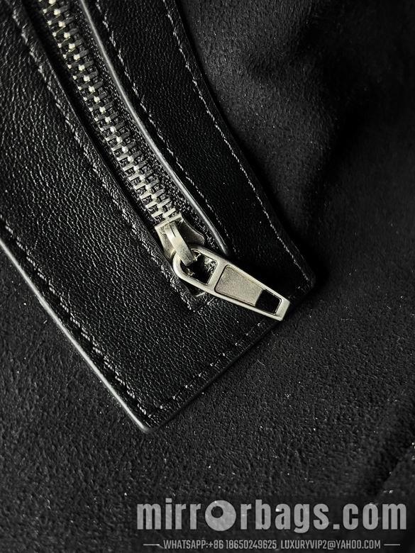 Balenciaga Bags 23.9X23.9X10.9cm 052901 GY