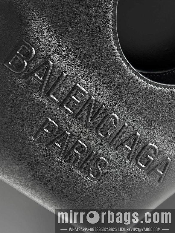 Balenciaga Bags 23.9X23.9X10.9cm 052901 GY