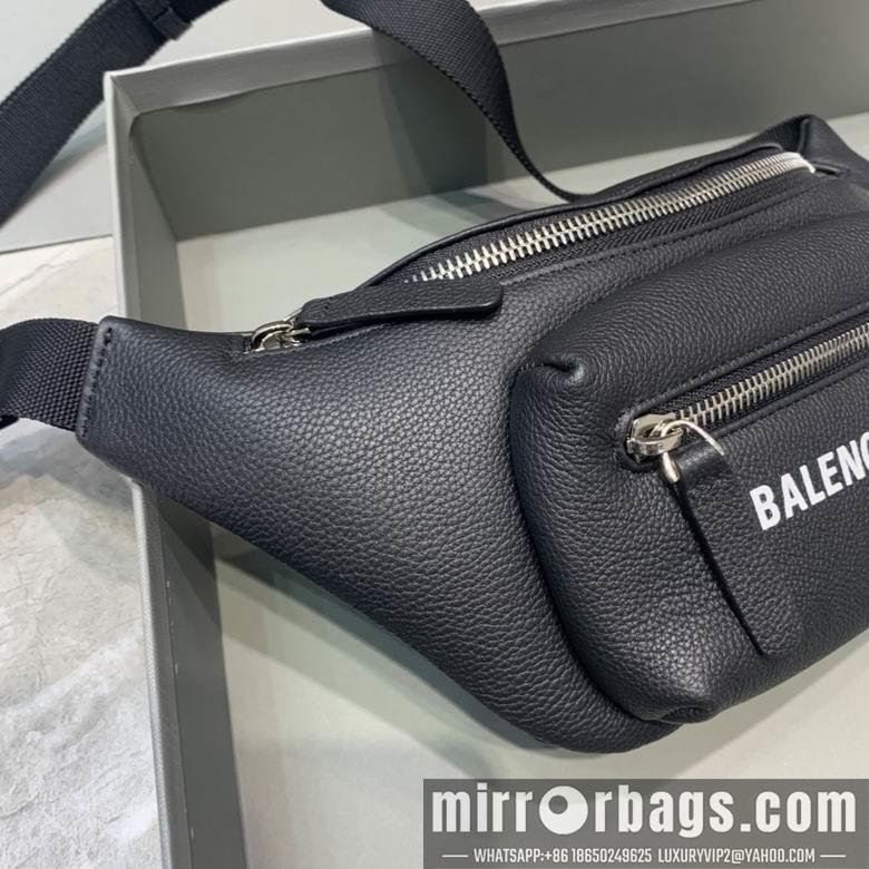 Balenciaga Bags Balenciaga 上长30x下长18x高13x宽3 FY