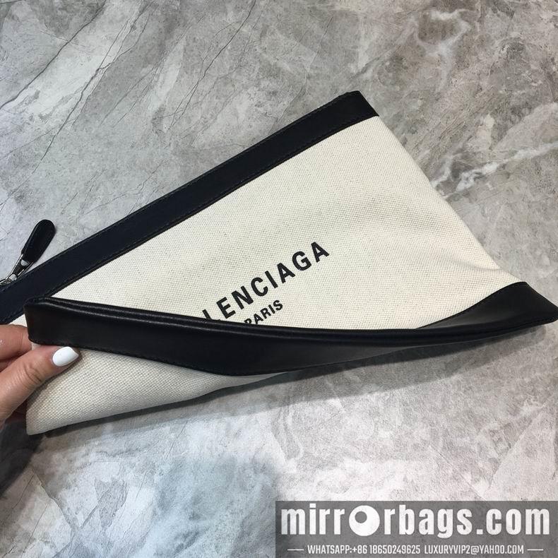 Balenciaga Bags 31x23 cm fy