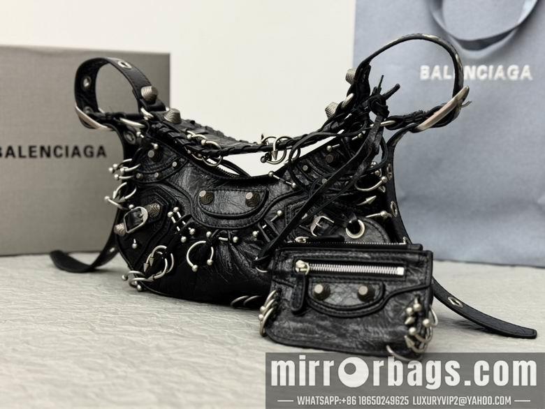 Balenciaga Bags 701 26X16X9.9cm GY