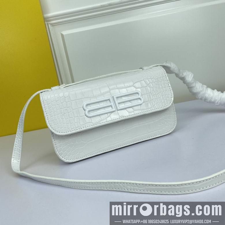Balenciaga Bags WW674293 23X13X6