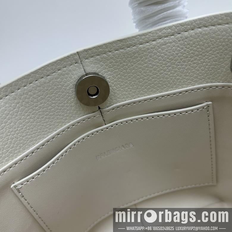 Balenciaga Bags Balenciaga 1090 17x15x13cm ww3
