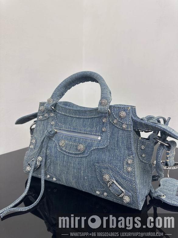 Balenciaga Bags 699 26X17.8X11.4cm GY