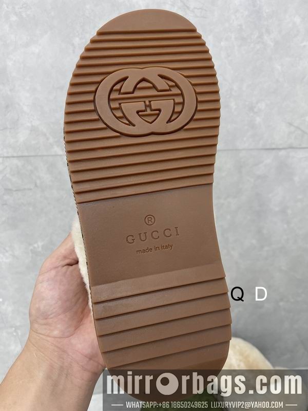 Gucci Replica Shoes sz35-40 4C GDT1001