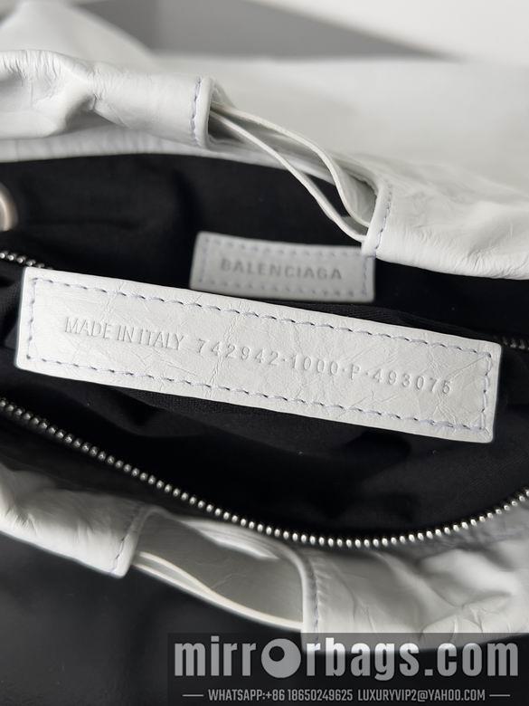 Balenciaga Bags 23.9X25.9X9.9cm 041426 GY