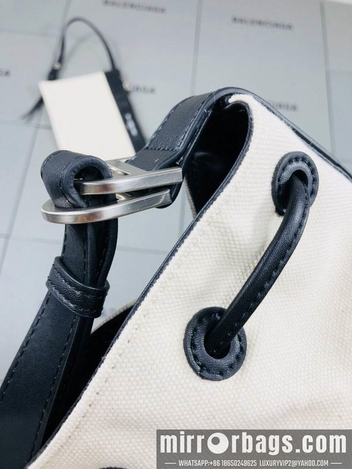 Balenciaga Bags BF209182