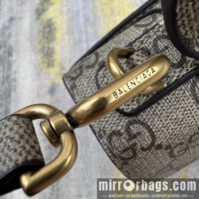 Balenciaga Bags 8896 19x8x21cm FY 3