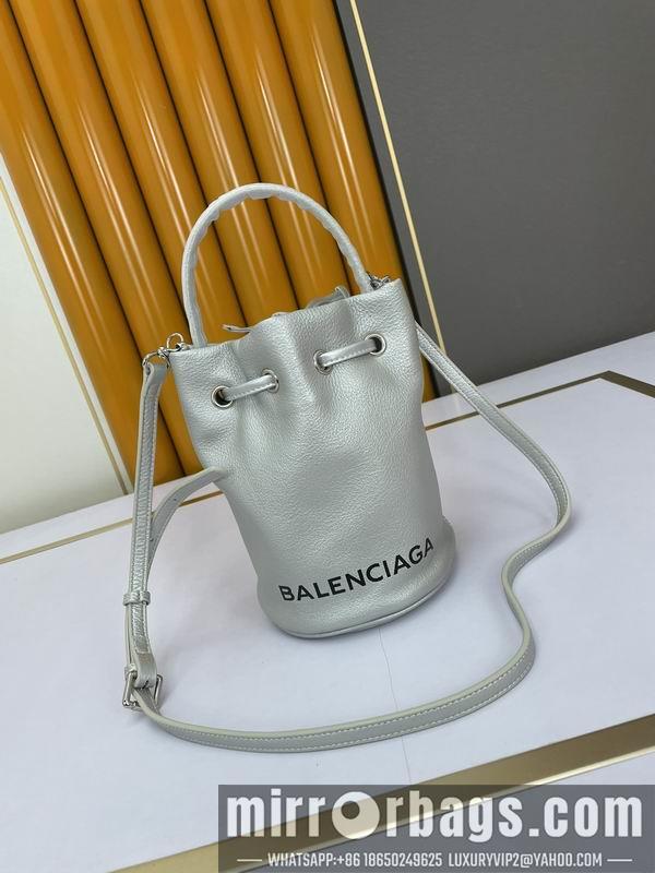 Balenciaga Bags Balenciaga 15x23x15cm ww1