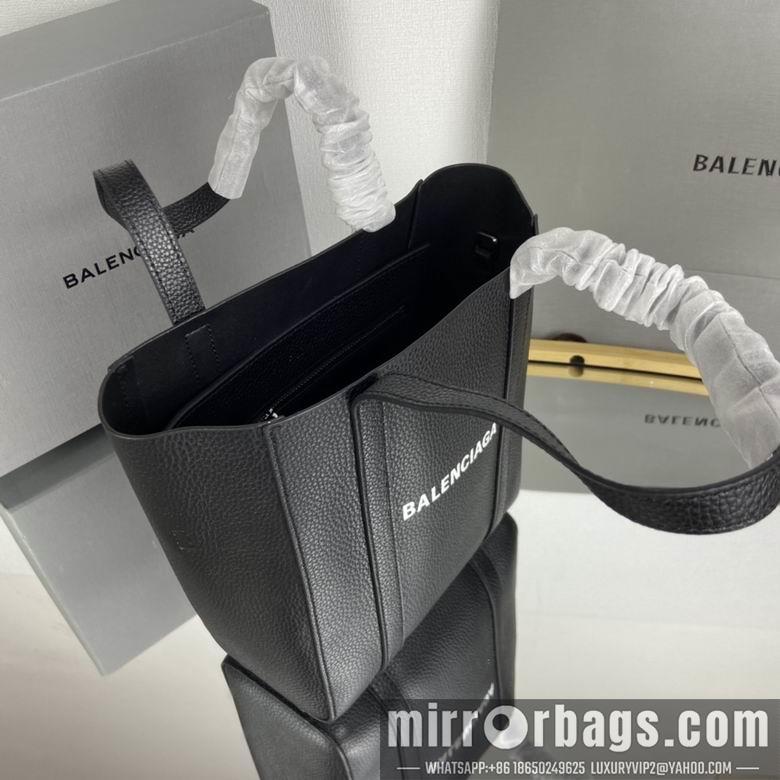 Balenciaga Bags Everyday tote 19x9.5x22cm FY