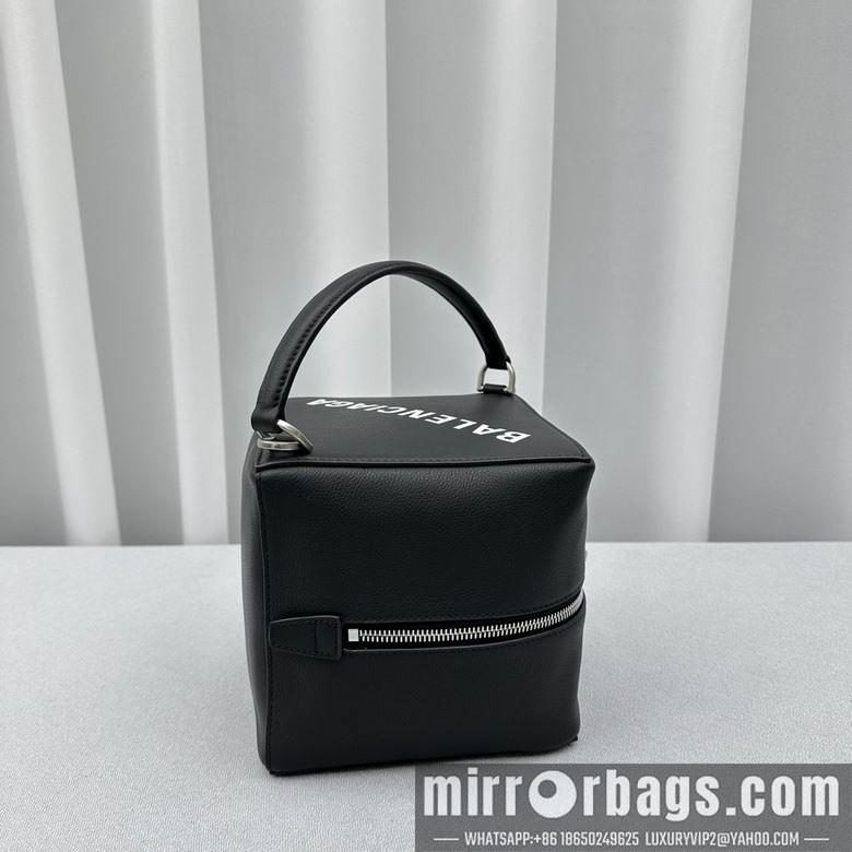 Balenciaga Bags 92856 16X16cm GY