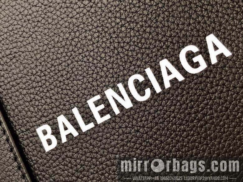 Balenciaga Bags 810630 19x9.5x22cm FY