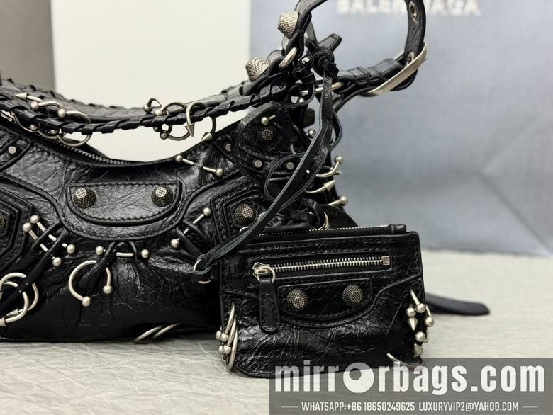Balenciaga Bags 701 26X16X9.9cm GY